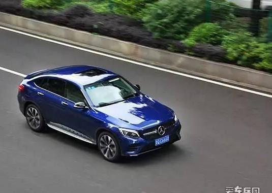 奔驰GlC Coupe的正确打开方式