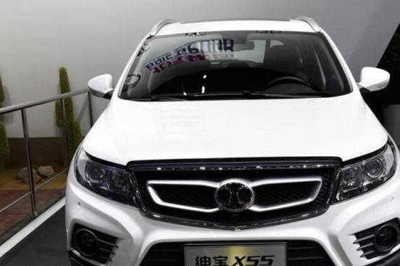 绅宝终于换装全新设计风格，悬浮车顶，还会垫底吗