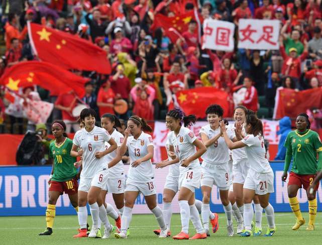 中国女足第一美女仅17岁,清纯脱俗成足坛新女神!