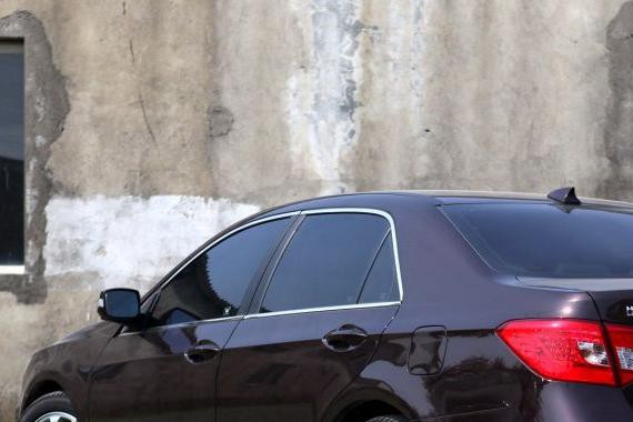 不愧是科技大王，比亚迪这车四年前的技术至今还领先