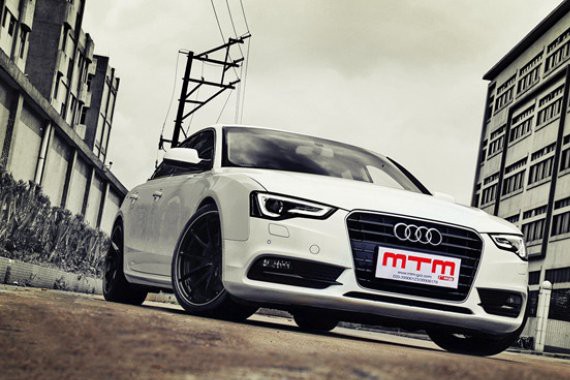 奥迪A5怎么改装才最帅 看完文章你就懂了