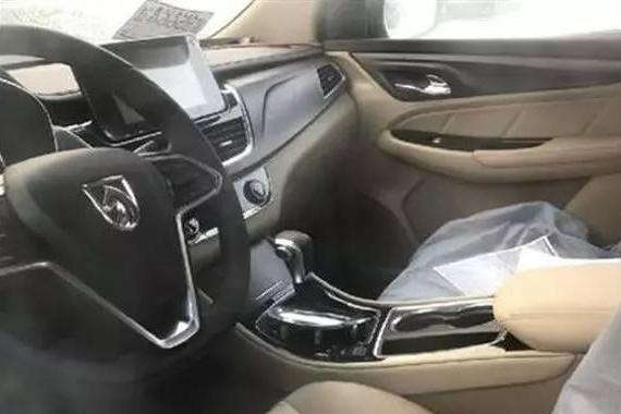 全新宝骏730竟然还藏着一款终极顶配版？