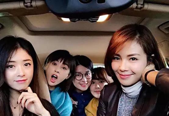 女人选车难？看看《欢乐颂》里5个女人2台车的生活