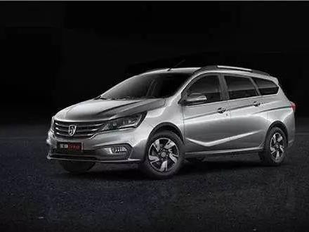 别老想宝马奔驰，咱们三四万买这些车遮风挡雨就够了