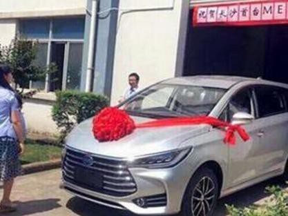 比亚迪宋7座版首台实车，奥迪设计师果然不凡