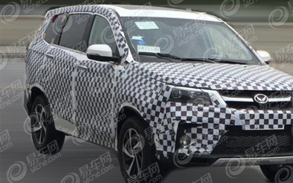 或采用7座布局 曝北汽幻速S5加长版谍照