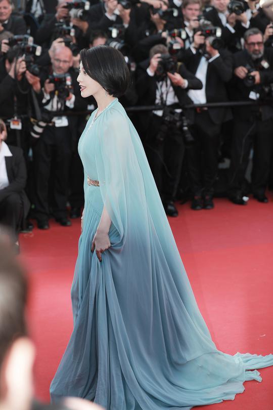 #戛纳电影节#范冰冰7年戛纳红毯经典大片回忆录