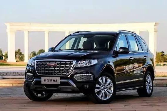 自主中大型SUV“哈弗H8”，偏向更运动化的设计