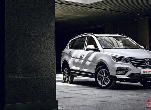 专治不服，有一匹黑马叫宝骏560