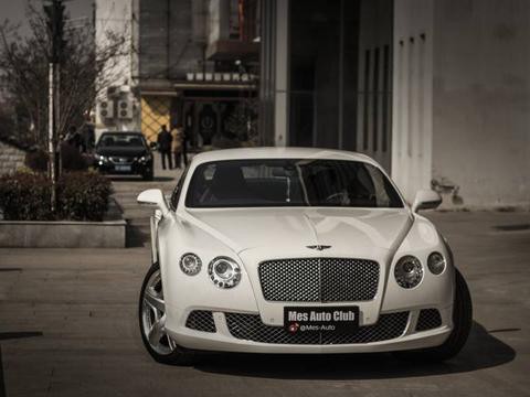 500万豪车，油耗堪比大卡，车主话让大卡司机凌乱了