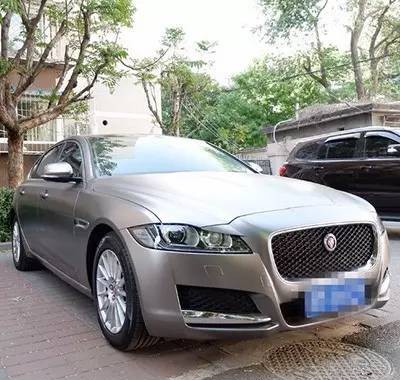 推背感强，坐着又宽敞，家用轿车首选必须是它！