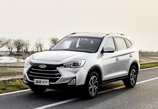 比5座多2个座位，预售十万起，这款江淮值得买吗？