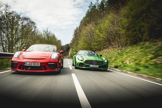 意系跑车龙头却败给了德系车，奔驰保时捷你更爱谁？