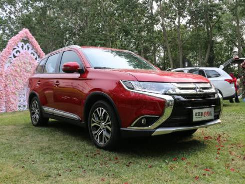 三菱欧蓝德发布荣耀版，配置齐全售价可能不到17万