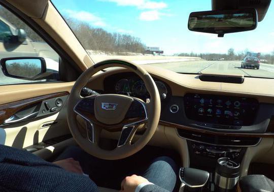 你马上就能开到有自动驾驶功能的凯迪拉克 CT6 了！