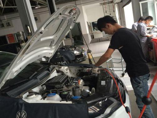 告别4S店的坑，汽车保养周期和里程究竟是多少？