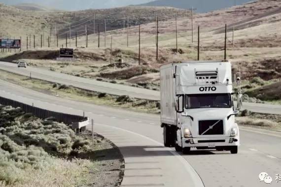 卡车司机何去何从？自动驾驶每月会吞掉2.5万个岗位