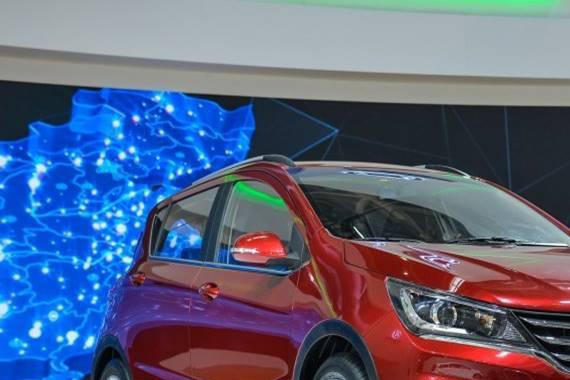 8寸大屏、全景天窗倒车影像，5万卖的比本田飞度好