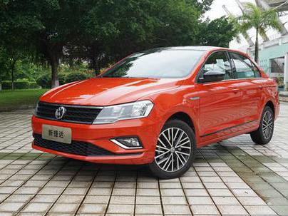这是辆便宜的性能车，试驾大众新捷达