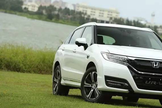 UR-V，给我个不买冠道的理由！