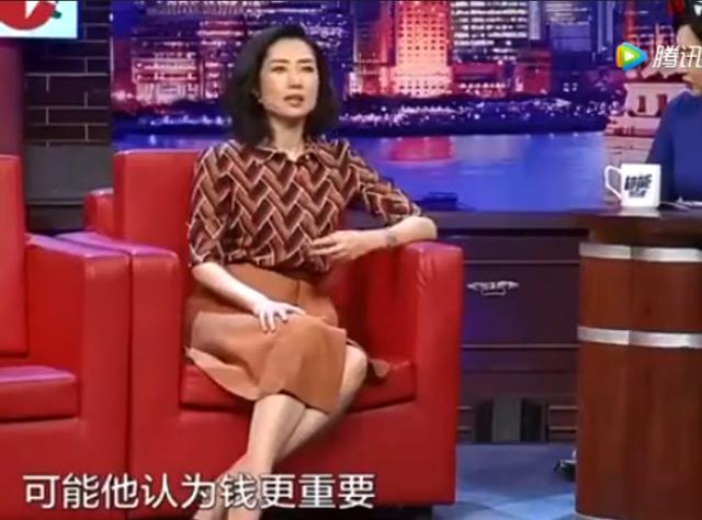 她是《欢乐颂》最有气质的妈妈，被富商抛下后逆袭？