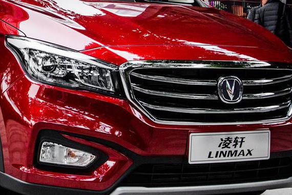 就地反击？ 宝骏730左右开弓怒怼长安凌轩