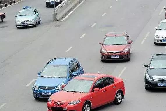 自动刹车真能救命？敢不敢把命交给机器