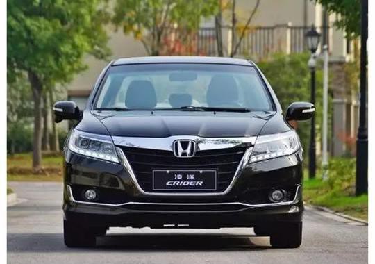 后备箱能装几个手推车，这台本田车真有这么厉害吗？