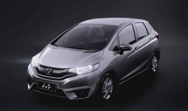 同平台轿车与SUV，用车成本差多少？