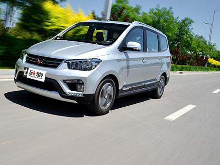 宏光、飞度这些神车都被吹上天？但教授有更好的选择