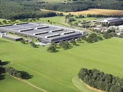 戴姆勒用5亿欧元在欧洲建了一个“特斯拉超级工厂”