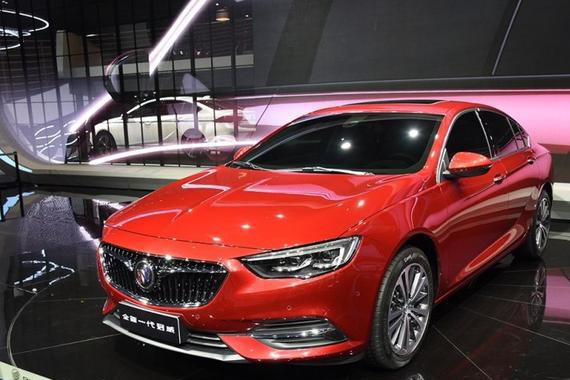 还买帕萨特、雅阁？君威换代成了轿跑，这下又得火了