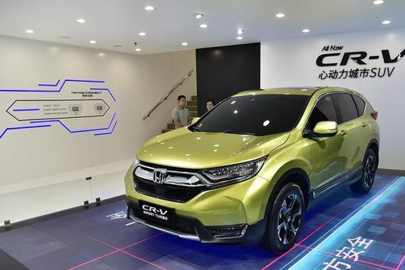 卖17万还销量破万，1.5T比2.0L还强，干掉奇骏