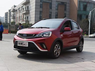 4万买吉利SUV，1.0L+5MT，远景X1性价比真高