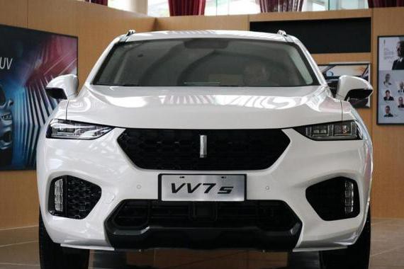 颜值高到让媳妇吃醋，这车款国产车亮了