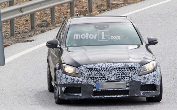 曝梅赛德斯-AMG C63Sedan谍照 明年亮相