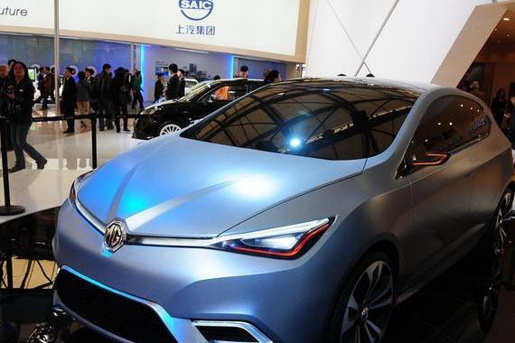 扮猪吃老虎，卖十万元、它敢挑战大众高尔夫