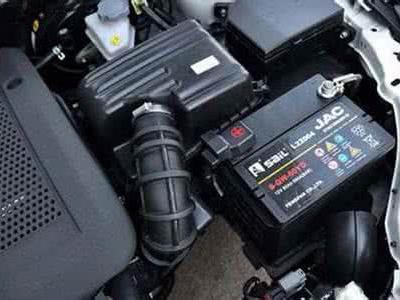 为什么你的车电瓶一年一换，别人却可用四五年？