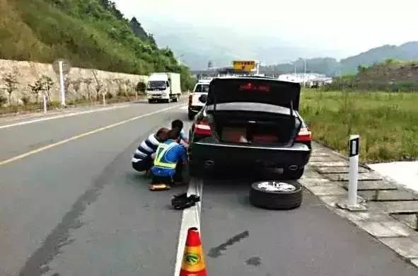 能省好几千!买车上保险,没有这些免费服务千万别买