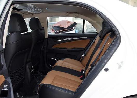 补贴9.8万元还免购置税，这款新车你会买吗？