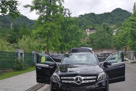 比Q7揽胜大一圈，销冠秒特斯拉，比星脉卡宴强太多