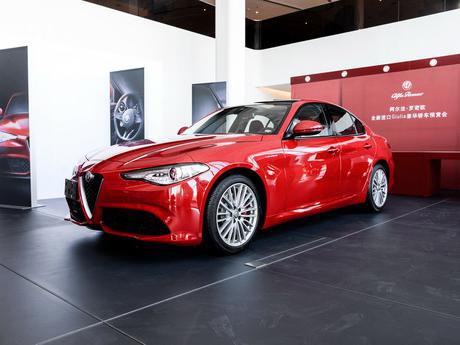 男人心中的朱丽叶，实拍阿尔法·罗密欧Giulia