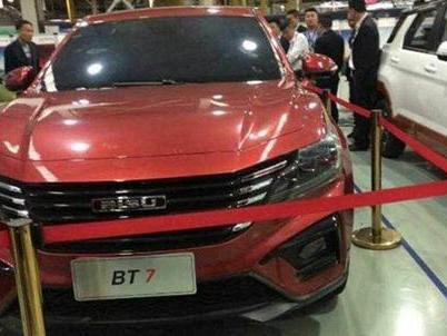 比速这辆轿跑SUV内饰档次高，还配8AT