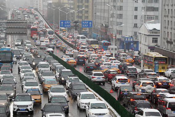 想要比一般车省油又不想太贵？还得看这3款