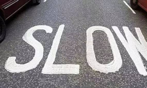 夏天怎么开车才省油，宝典在此拿走不谢