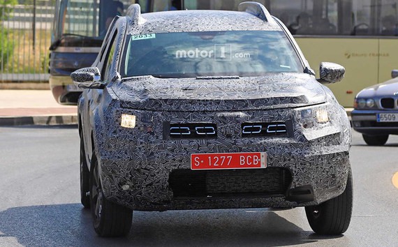 曝全新Dacia Duster测试谍照 年内亮相