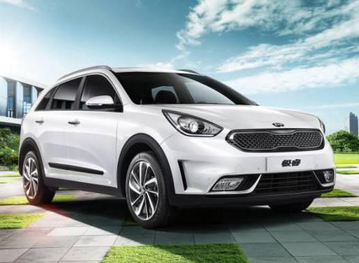 和雅阁混动一样省油 便宜7万 销量却只是它的零头