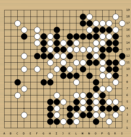 到黑41冲,双方形成转换,黑棋吃掉白棋下边大龙,白棋将黑棋角上五子
