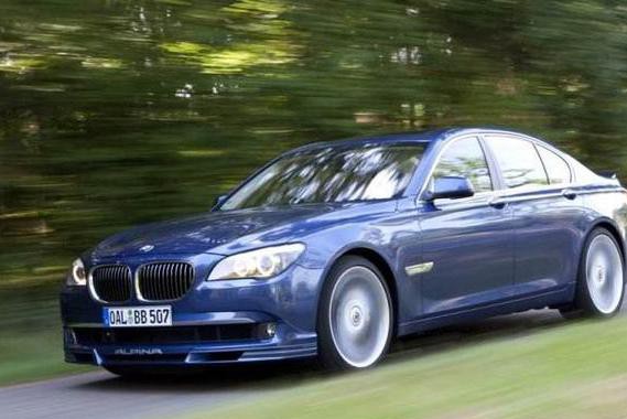 众泰：等我研究好发动机，所有豪车一律十几万