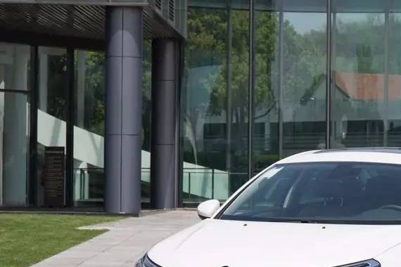 新车轻评 | 法系车再度出击，全新雪铁龙C5即将上市